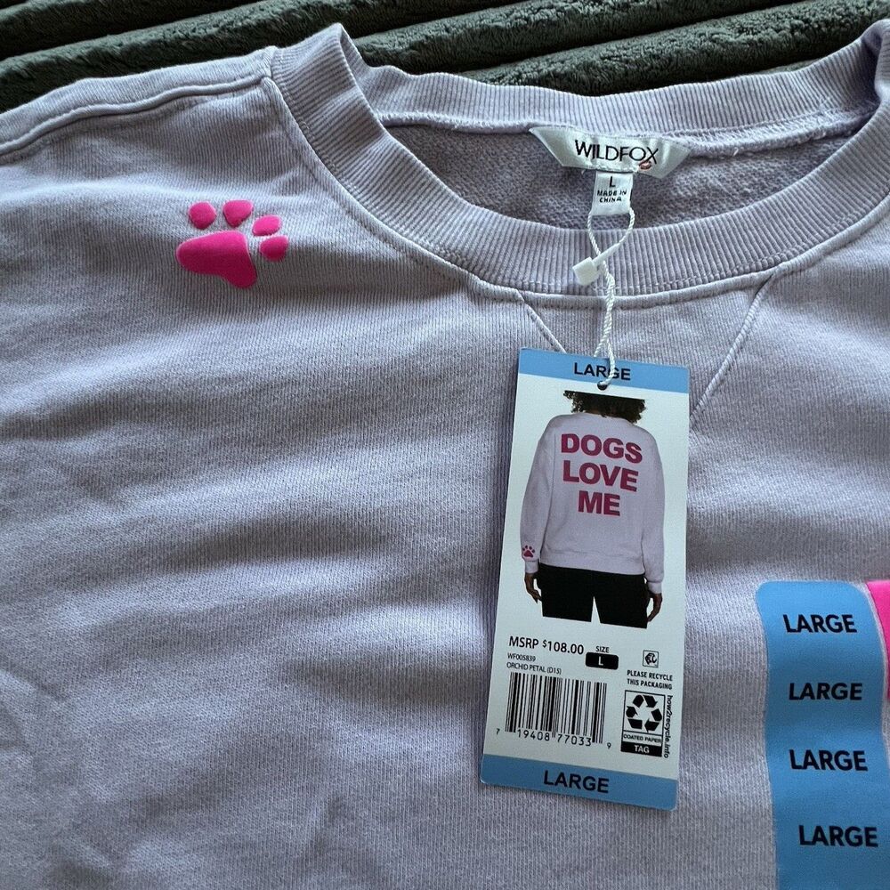 WILDFOX "Dogs Love Me" Sweatshirt New With Tags Women Size L Lavender /Pink